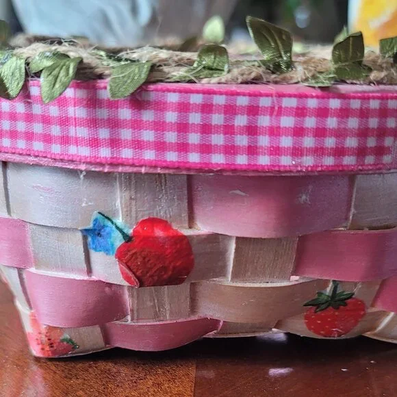 Strawberry Basket with Pink Ribbon & twine with leaves around the rim. Wicker - Picture 3 of 10